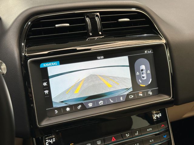 JAGUAR XE 2019 BLUE Gebrauchtwagen - Galeriebild 17
