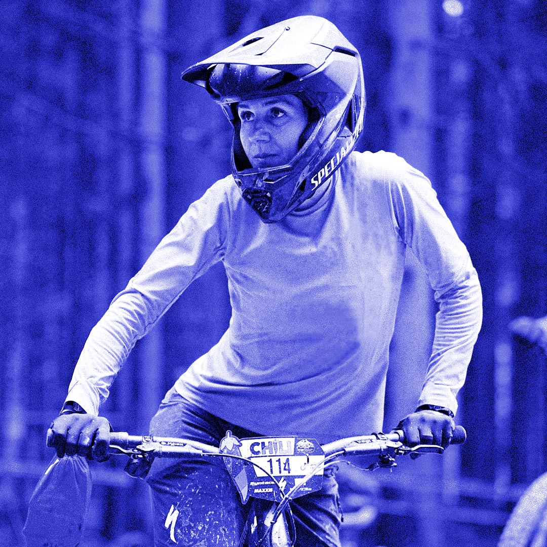 Theresia Schwenk fährt Mountainbike