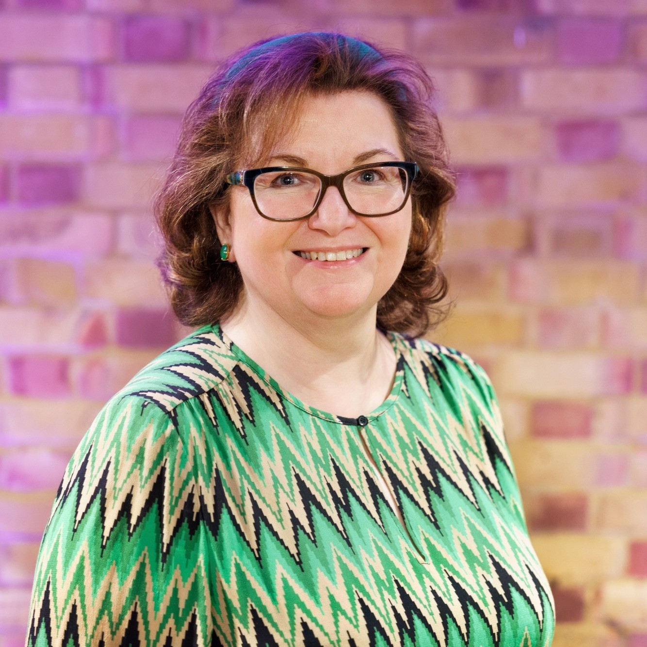Peggy Anne Salz