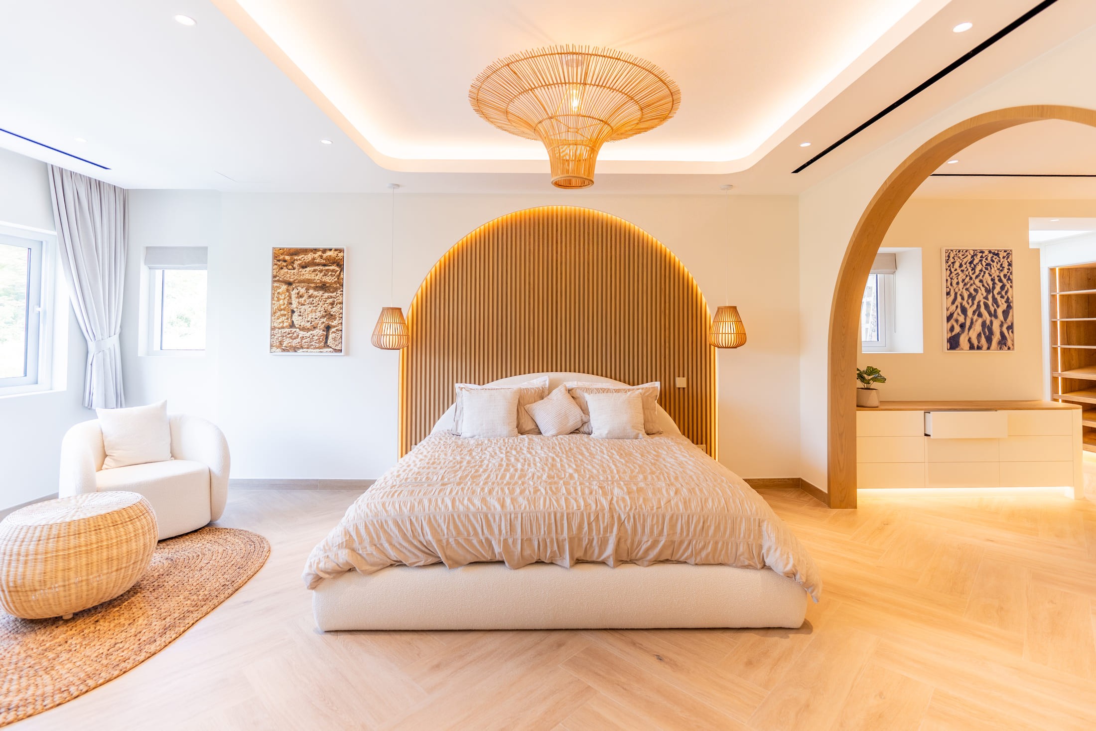 Picture of a bedroom with a glass window 