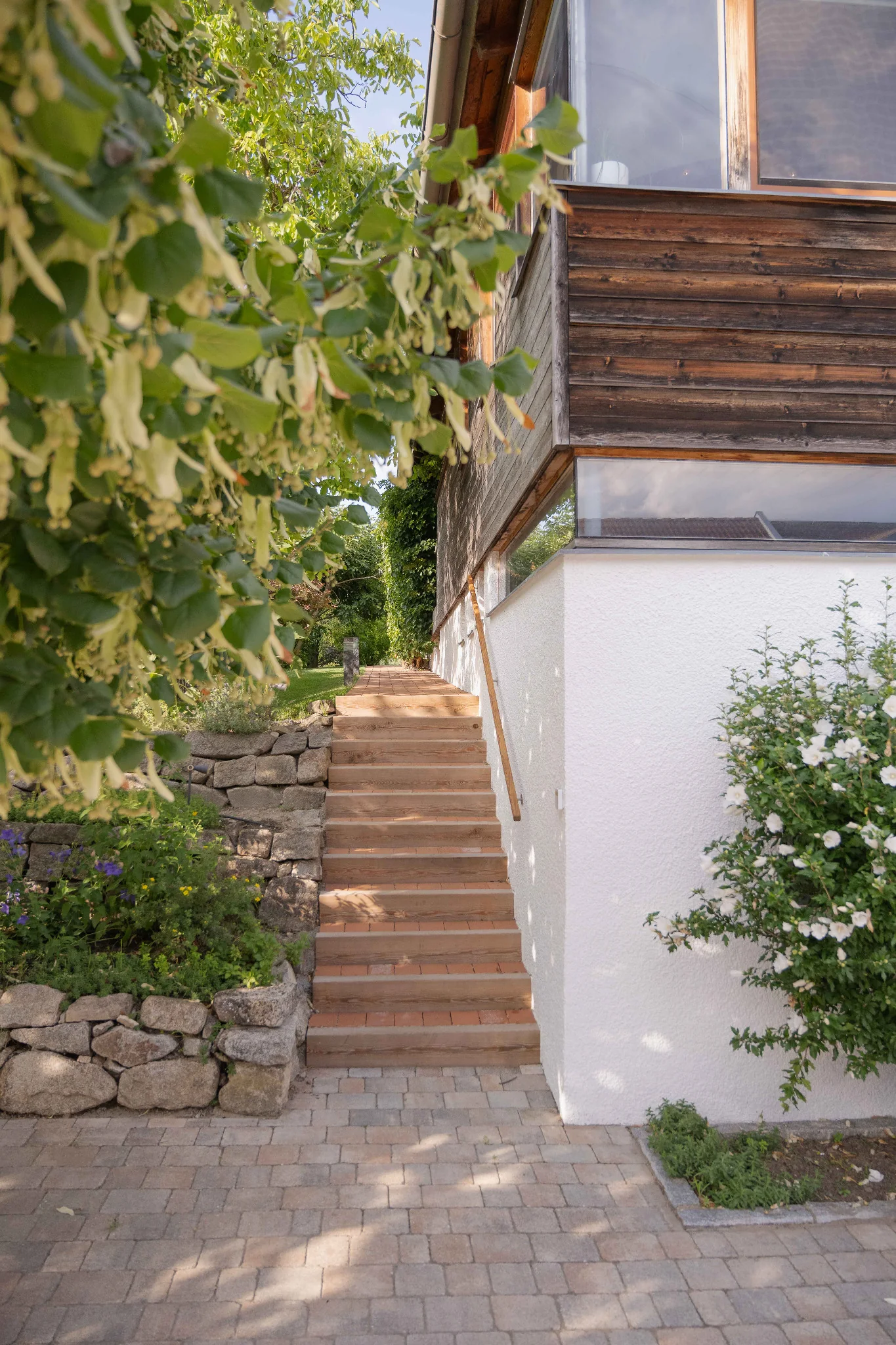 Das Haus im Grünen, Gallbrunn – PKNY Pictures