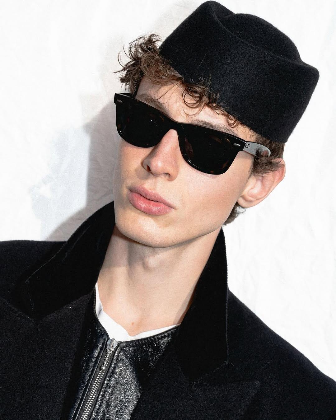Sebastian | HOLY MGMT model