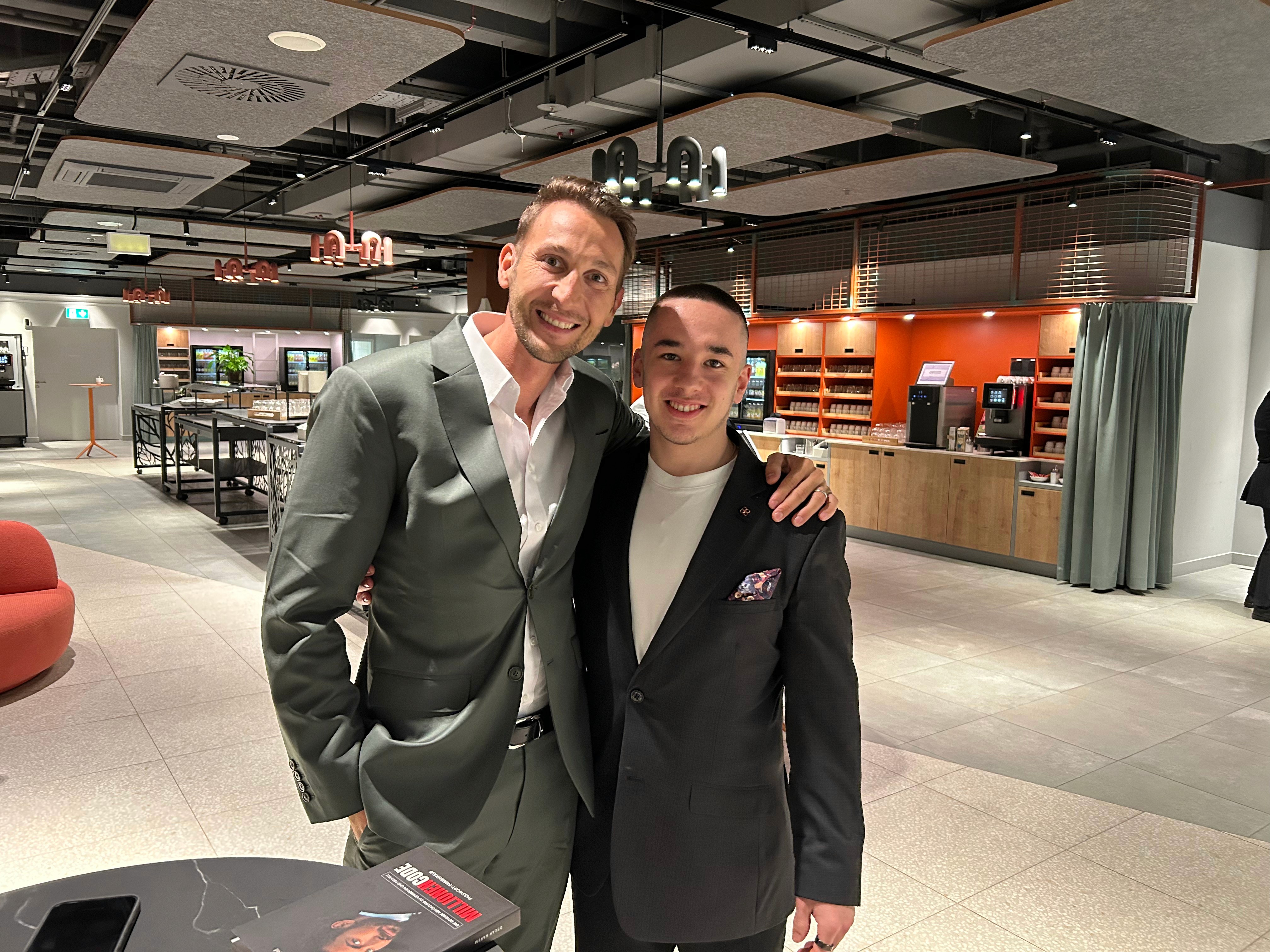 Ein Bild von Jan Lauer bei Oscar Karem