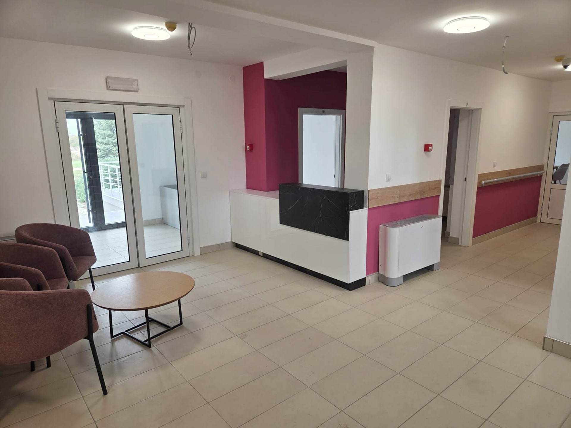 Slika hodnika doma za stare