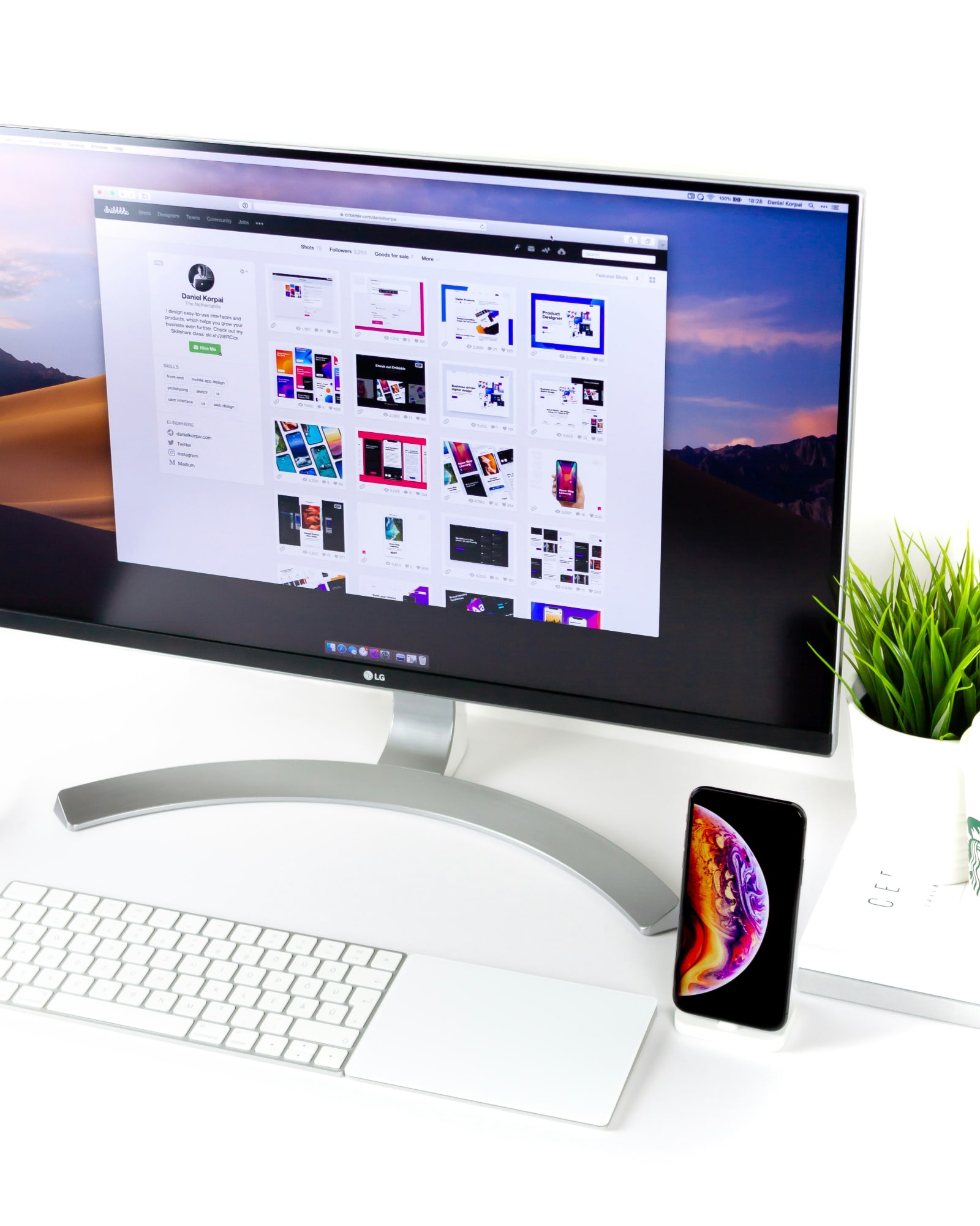Wee is a free minimal Framer template for personal portfolio websites that comes with a built-in blog feature. With enabled CMS functionality, Wee is highly customizable and easy to set up.