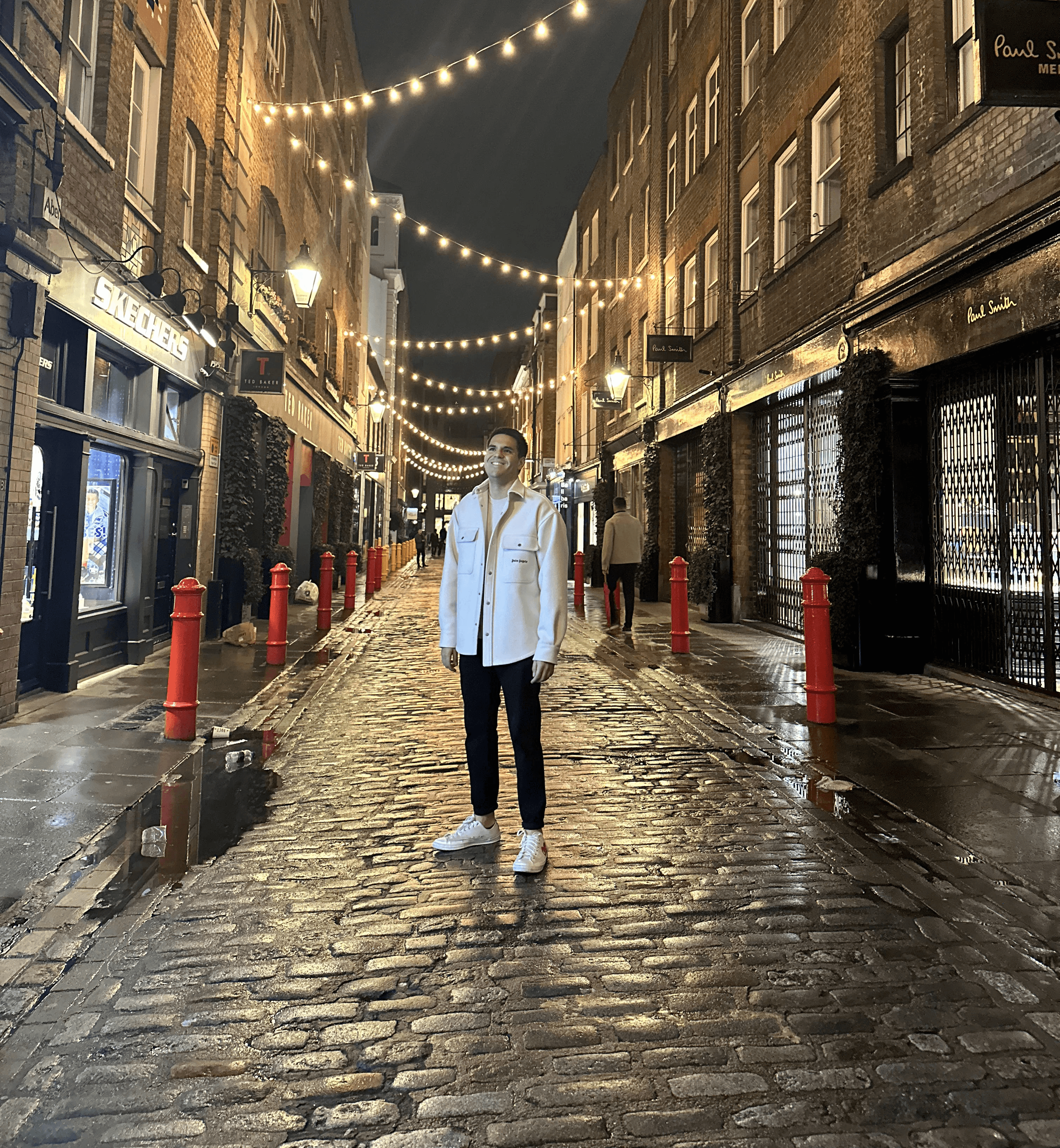 Sebastian Mendo is a  Senior Product Designer specialized in building AI-first digital products.