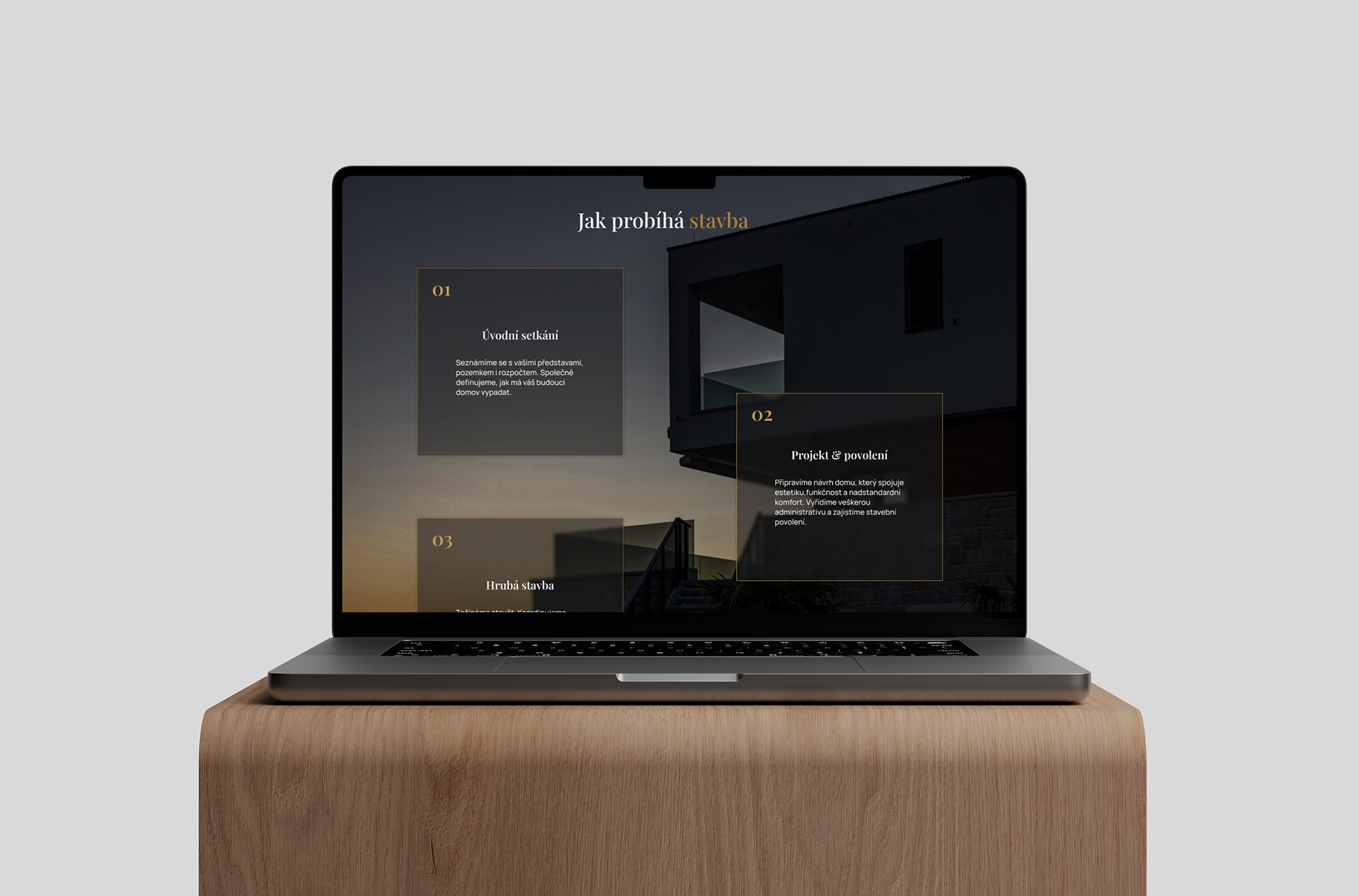 Detail návrhu procesu webu SolidHome — ukázka UI na notebooku zobrazující interní stránku projektu.