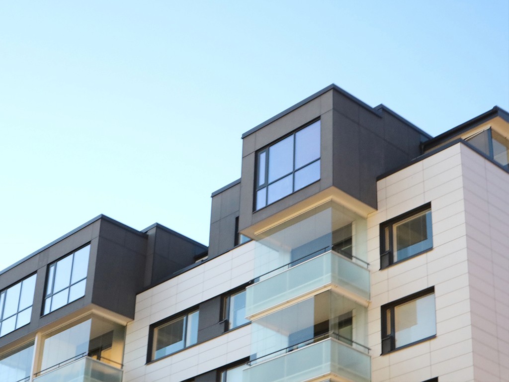 kerrostalo-julkisivu