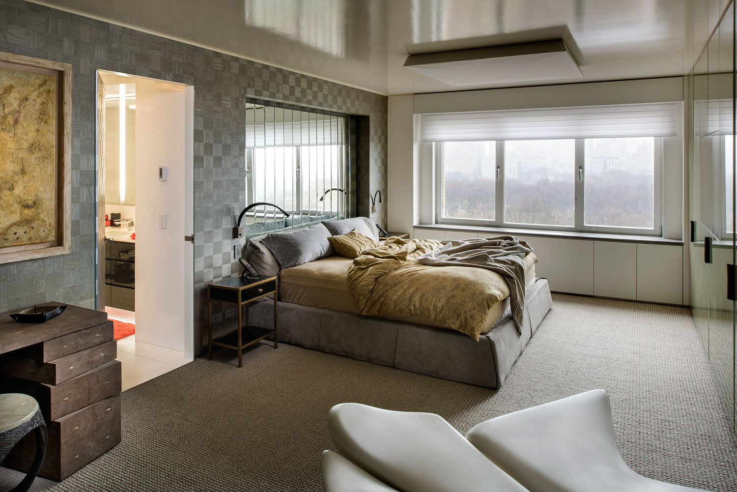 Photo by Frank Ariuba