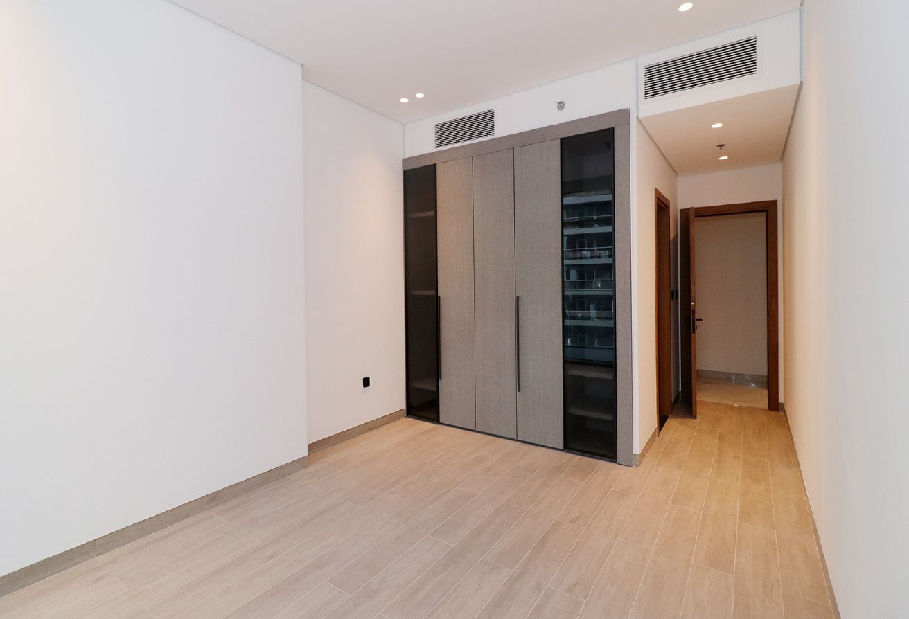 Gallery image 12