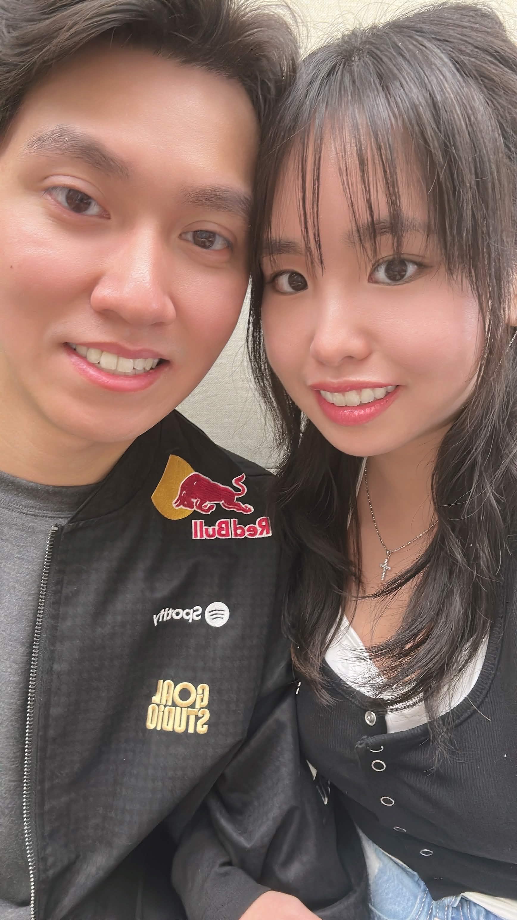 Peter with his girlfriend.