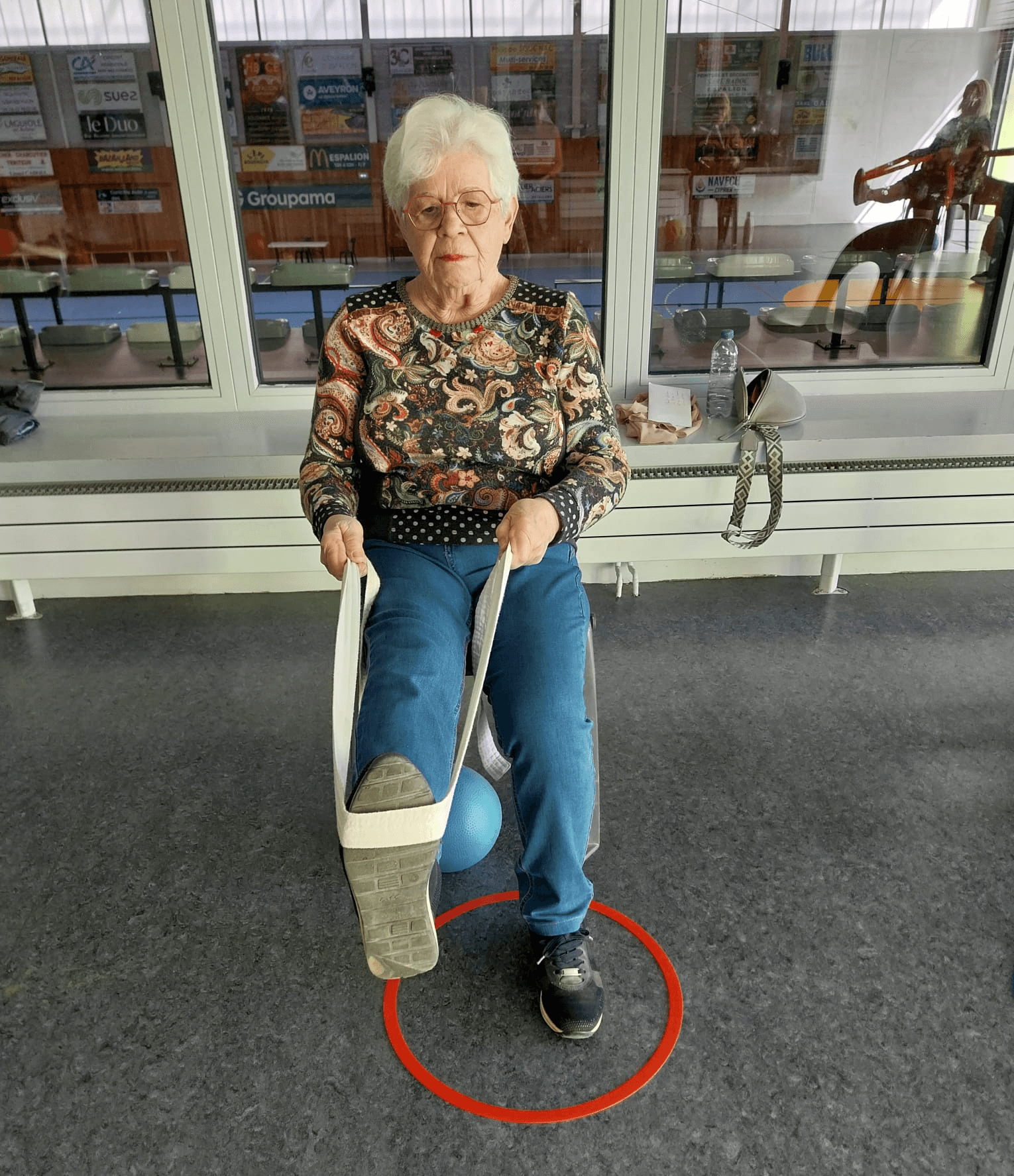Groupe de seniors lors d’une activité de gym douce