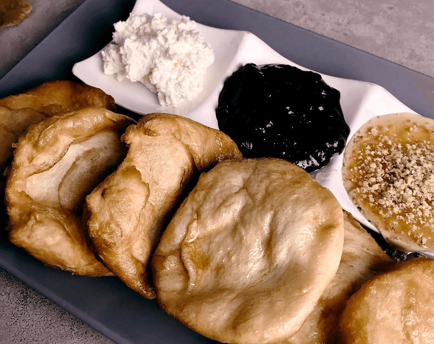 Mekitsa with toppings