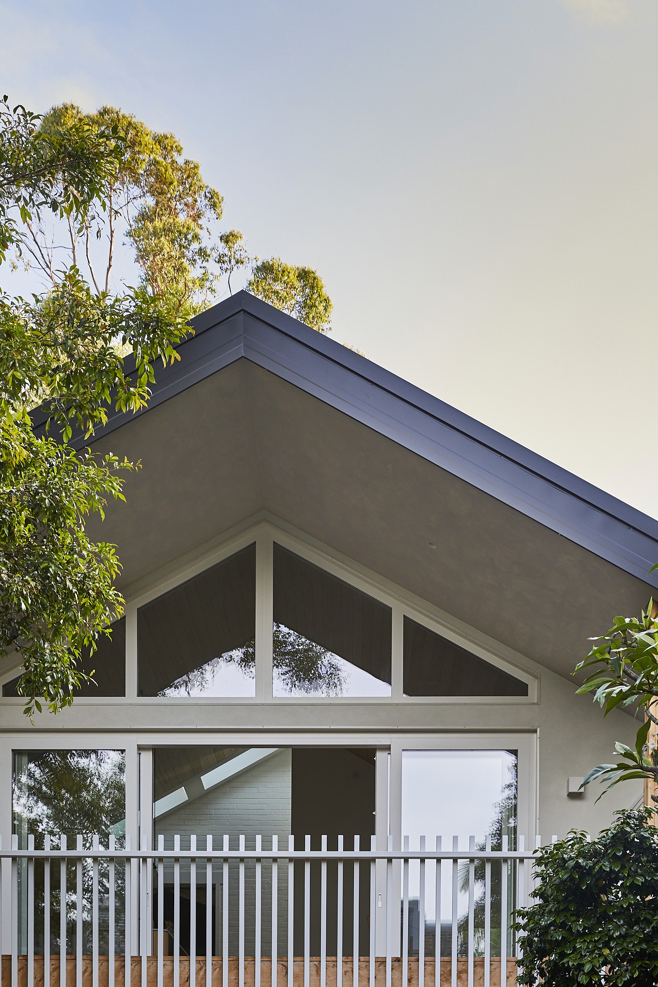 Image of Bright modern foyer