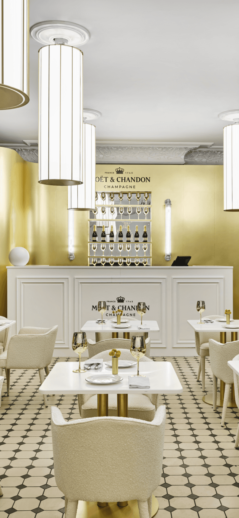 Thsnd Moet Chandon Background