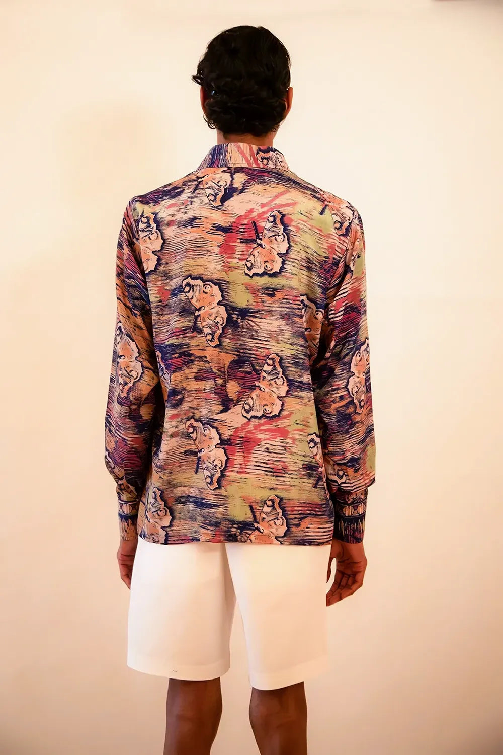LAVYA is one-of-a-kind full sleeve shirt, crafted from vintage fabric in a bold  print. 