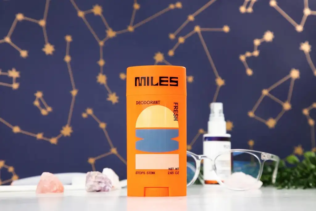 Miles Deodorant Fresh In bathroom Wideshot