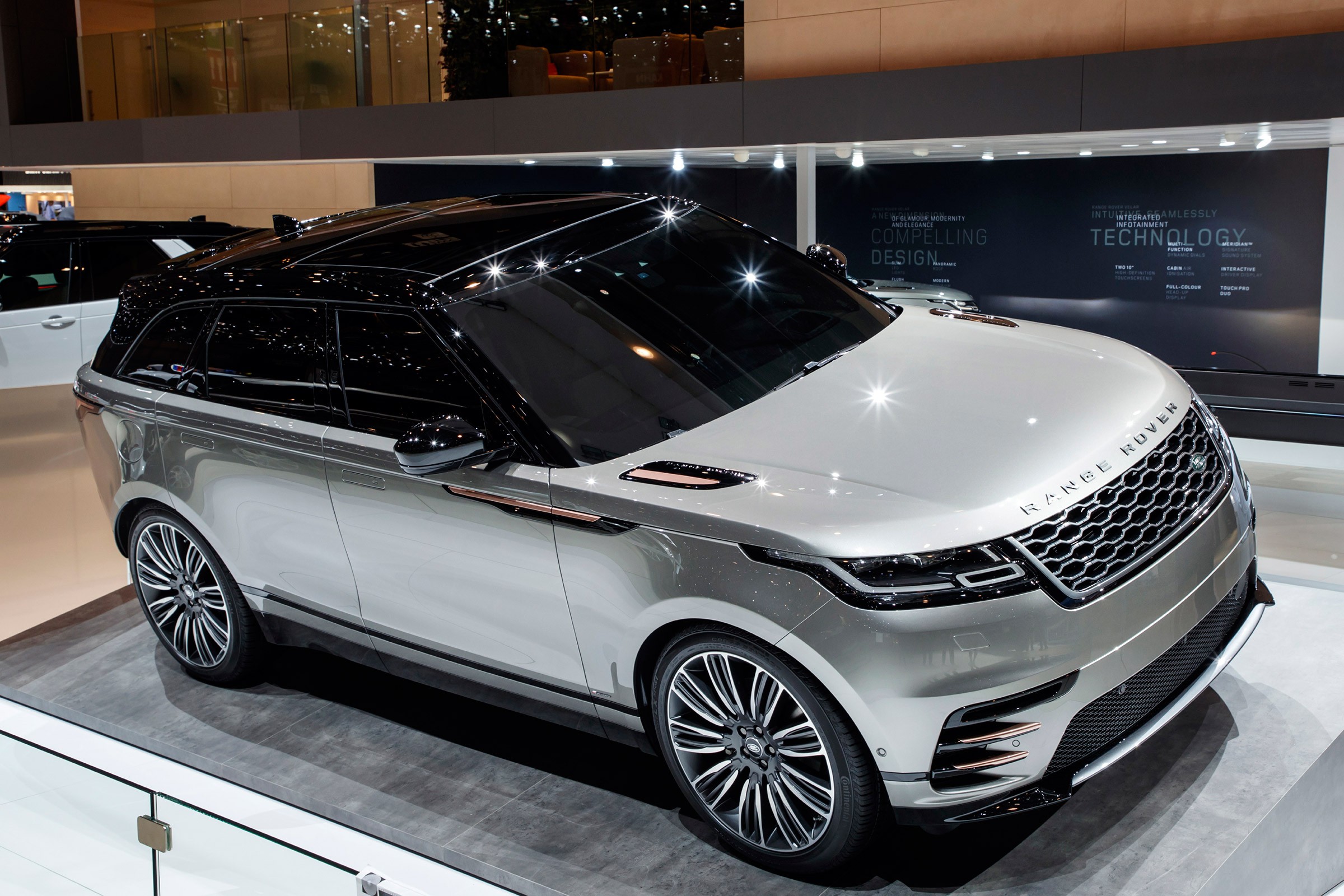 Range Rover Velar motor show display with bespoke exhibition joinery by Matrix IDC