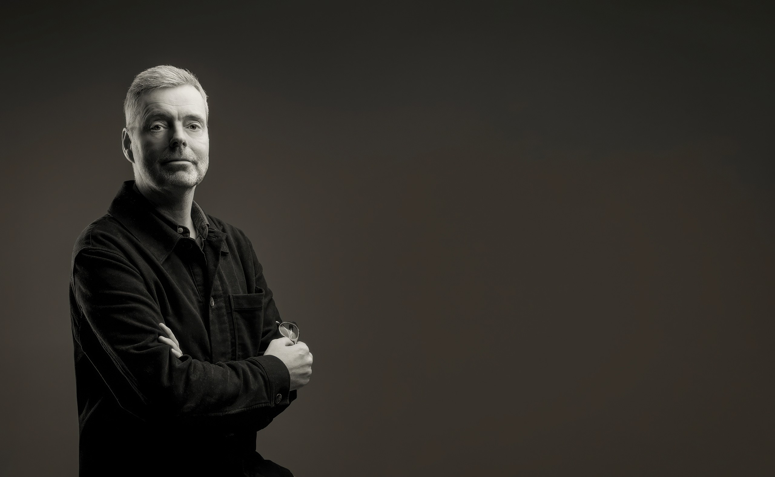 Anders Berg, medgrundare av Crux Comms och strateg med bakgrund från Leo Burnett, Ogilvy och McCann – expert på B2B-kommunikation inom tech och finans