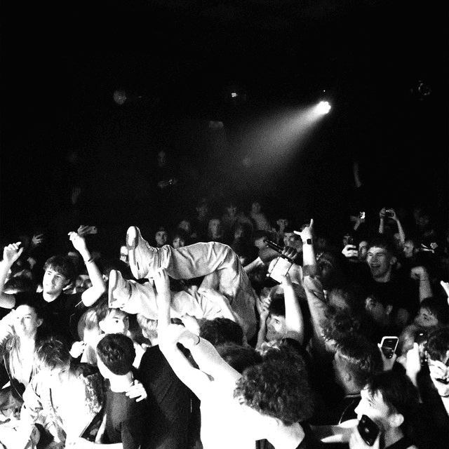 Cover singlu BLACKOUT od YG Moris