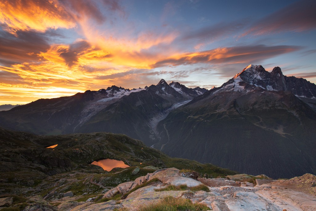 First Light Rising by Aleksander Dylikowski