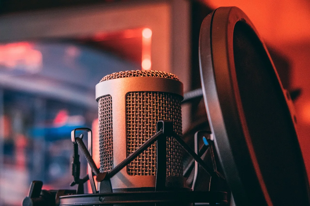  Speak Sweetly: Nurturing a Gentle and Pleasant Voice