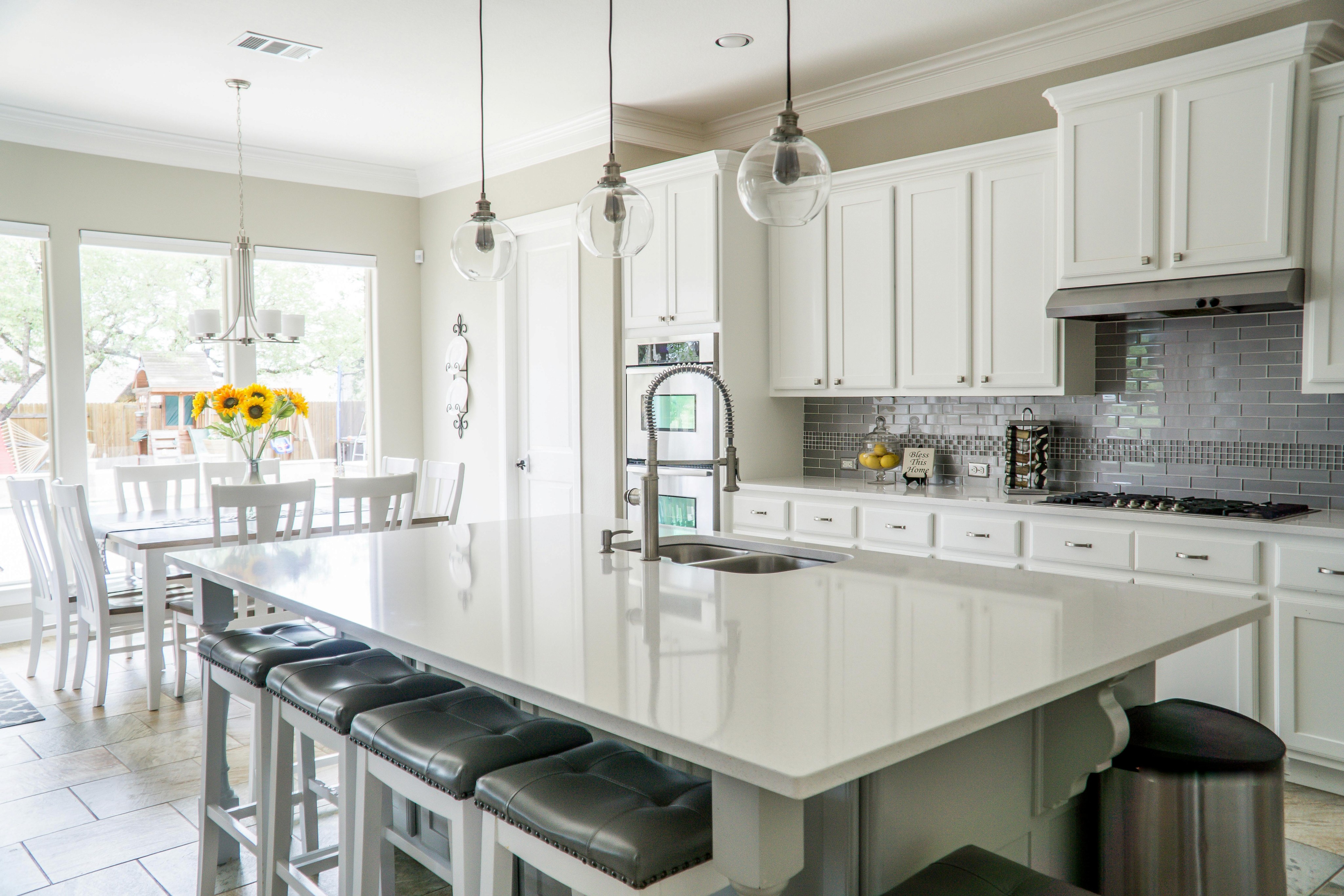 clean kitchen in clean home