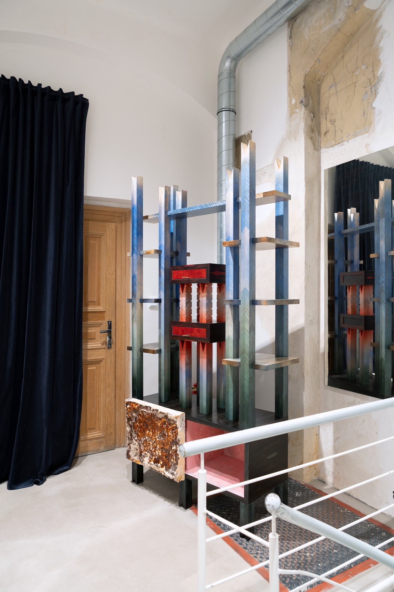 roots-altar-on-display-jiri-krejcirik