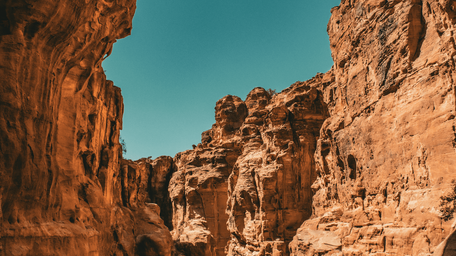 Is Jordan airspace open?