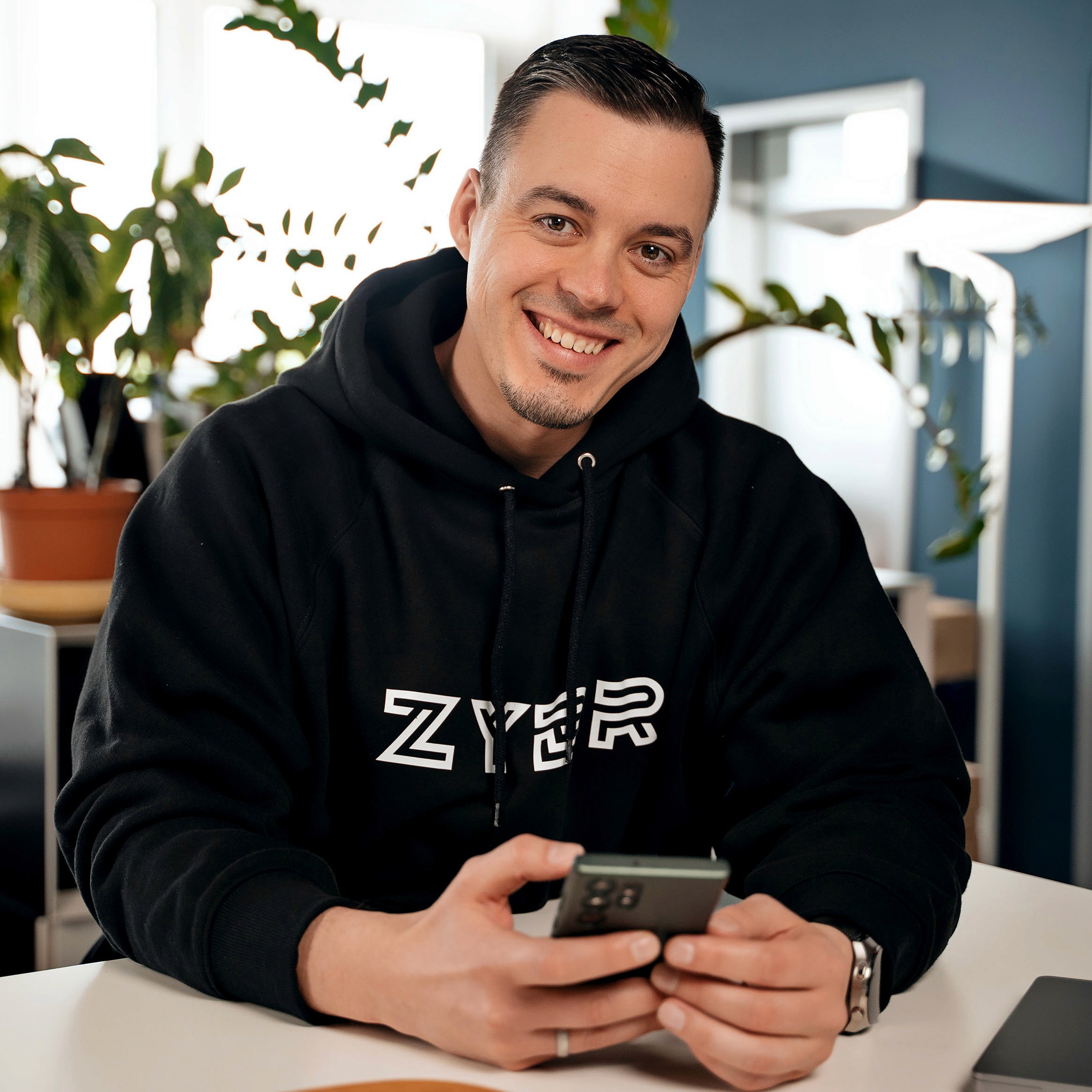 Portaitfoto von Robin Wehner