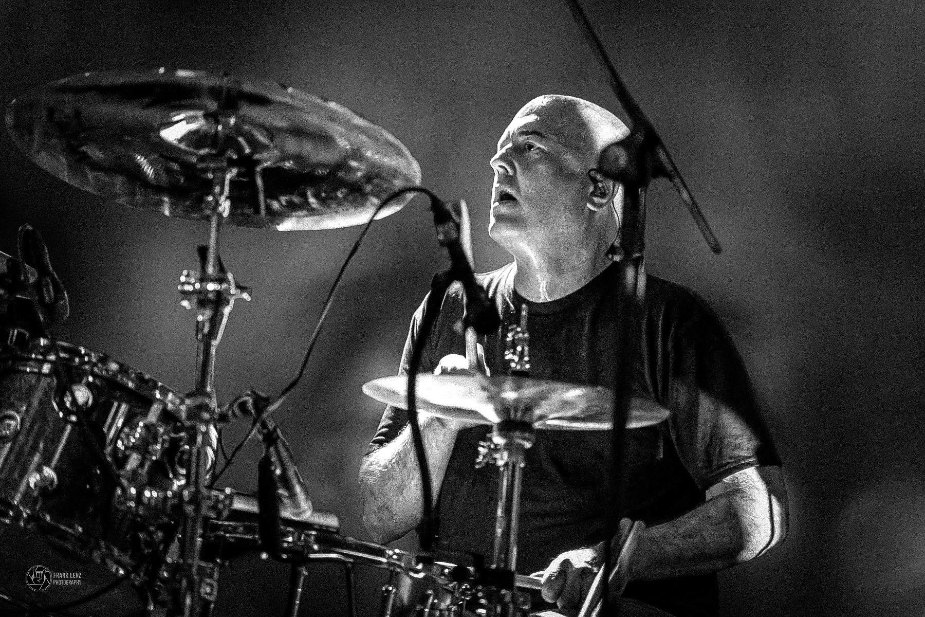 Tom the dfrummer performing live