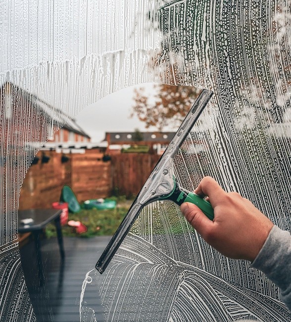 Streak-Free Glass Finish