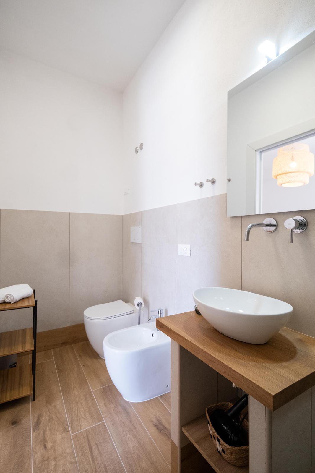 Camera ad Alghero con Balcone e Bagno Privato