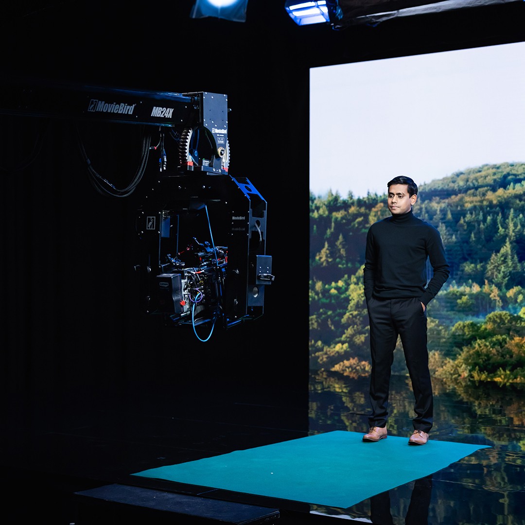 Here comes the alt text