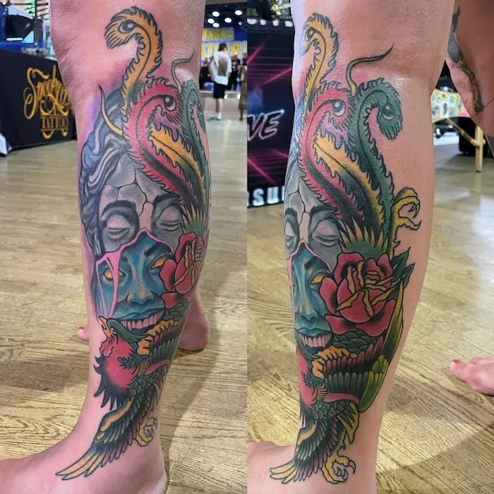 Neo traditional vadbenstagtuering med Medusa och fågel, vinnande stil från High Heels Tattoo Västervik