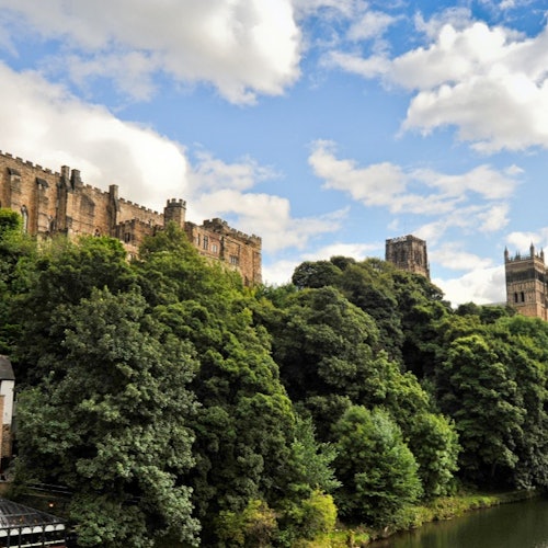 Билети за частна пешеходна обиколка "Митове и легенди на Дърам" в Нюкасъл Ъпон Тайн