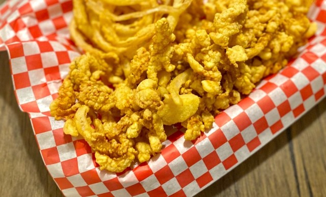 A clam strips basket