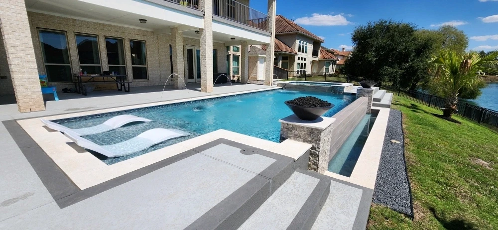 How to Choose a Pool Builder in Richmond, TX 3