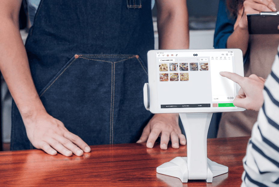 A view of the top of the eiffel tower