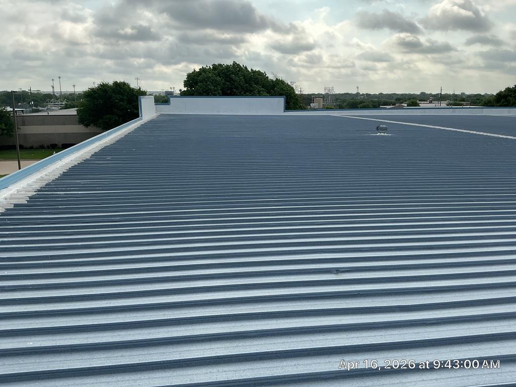 commercial roof repair and maintenance
