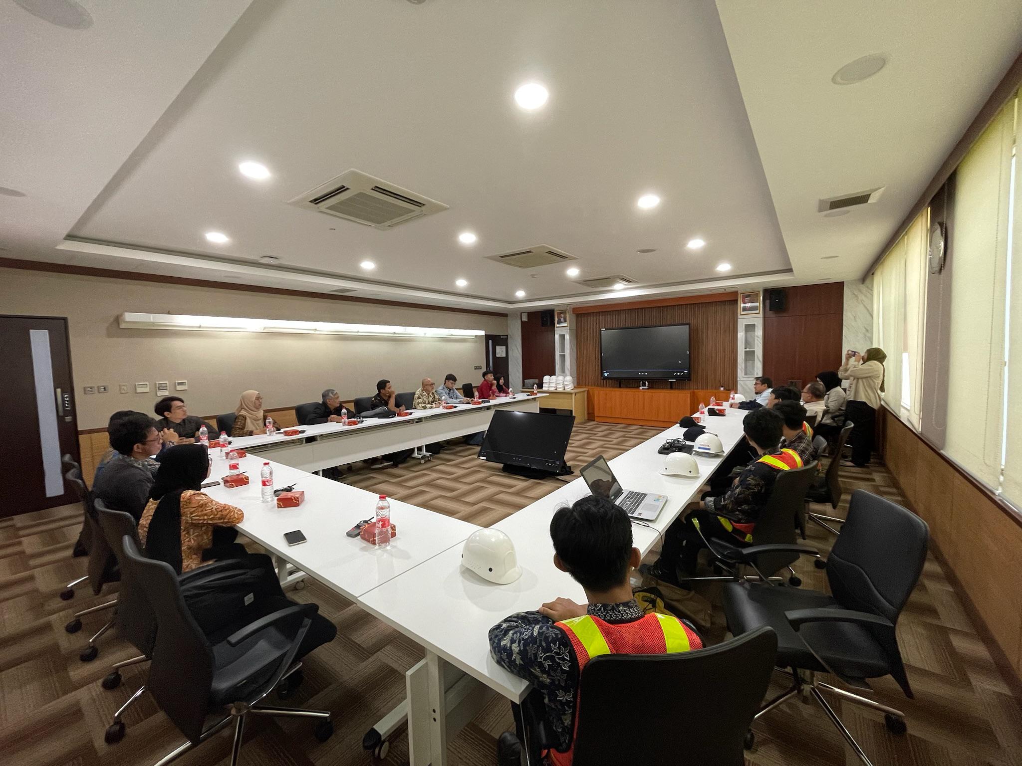 Industry visit to Toyota (TMIIN))