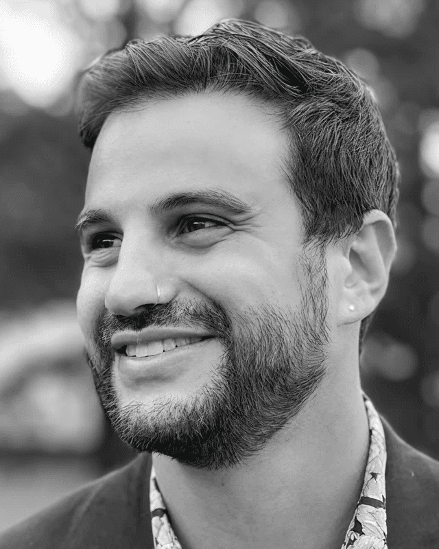 Portrait of therapist Gabriel Bronner