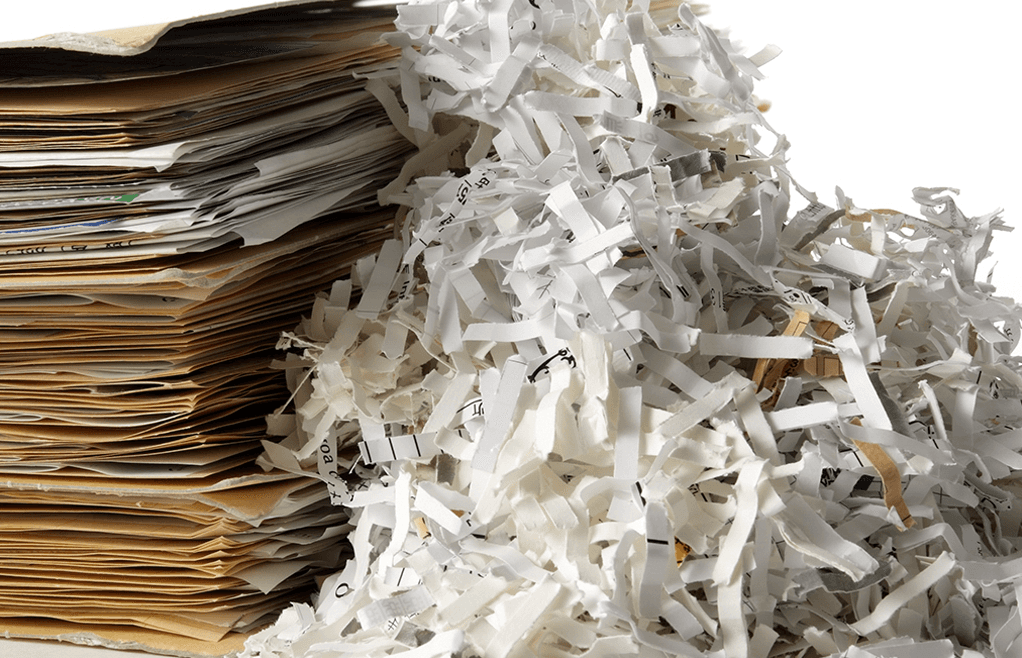 manejo de residuos de cartón, plástico y tarimas en almacenes