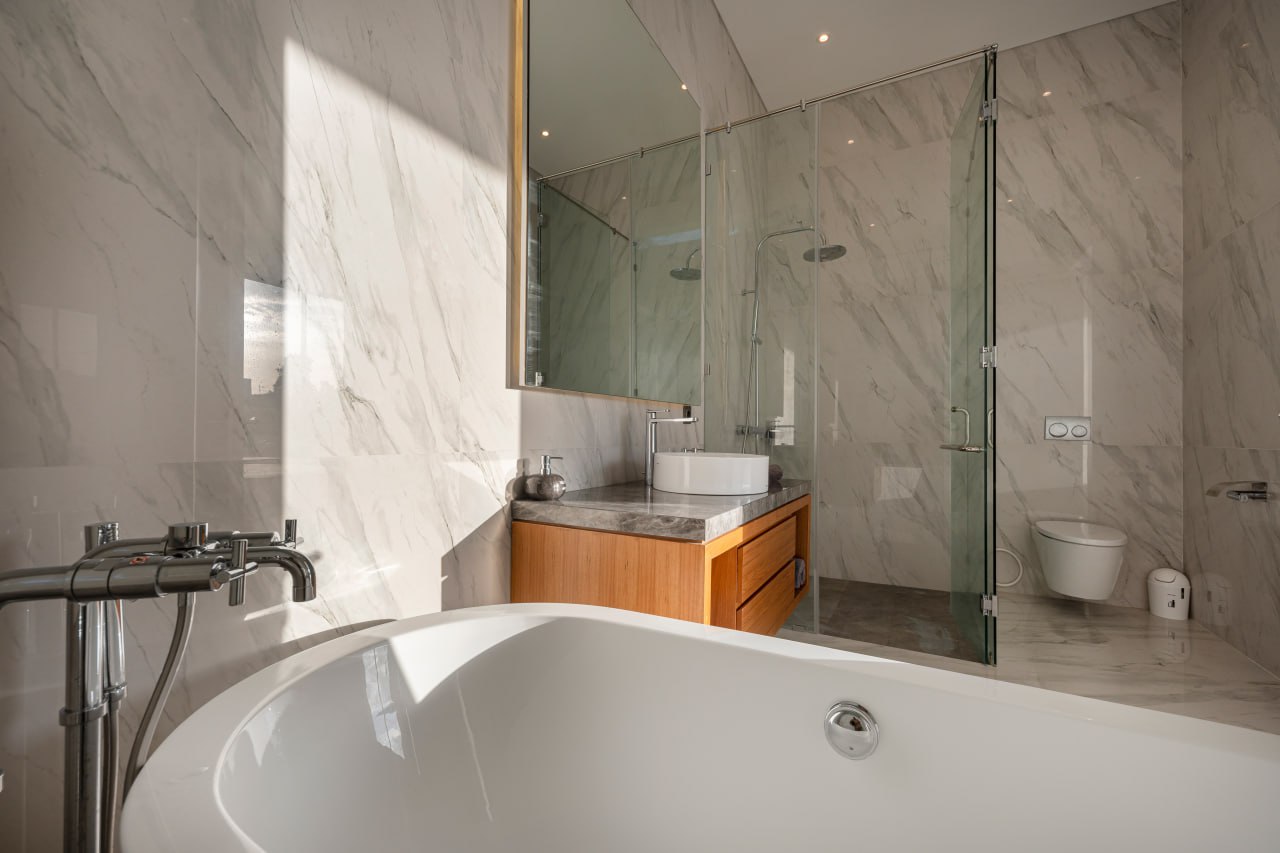 Сompleted designer 2-bedroom villa in Canggu (Babakan) with a panoramic pool overlooking jungle and rice field scenery