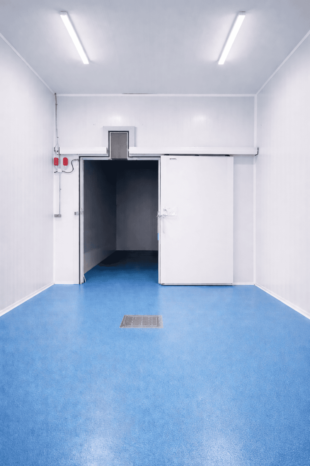 Table with pharmaceutical pills