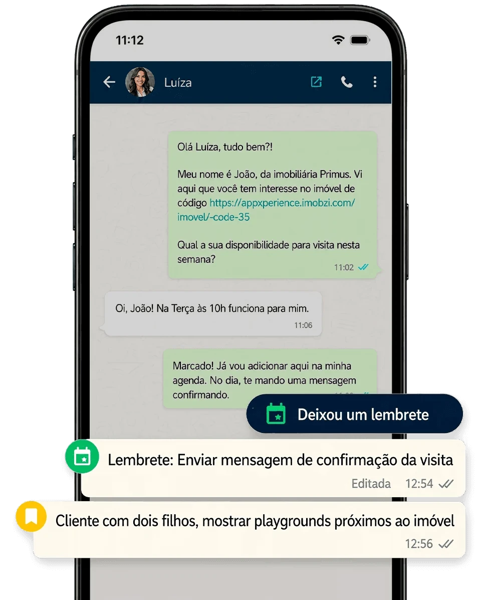 Tela de celular mostrando conversa de atendimento automatizado via WhatsApp no Imobzi