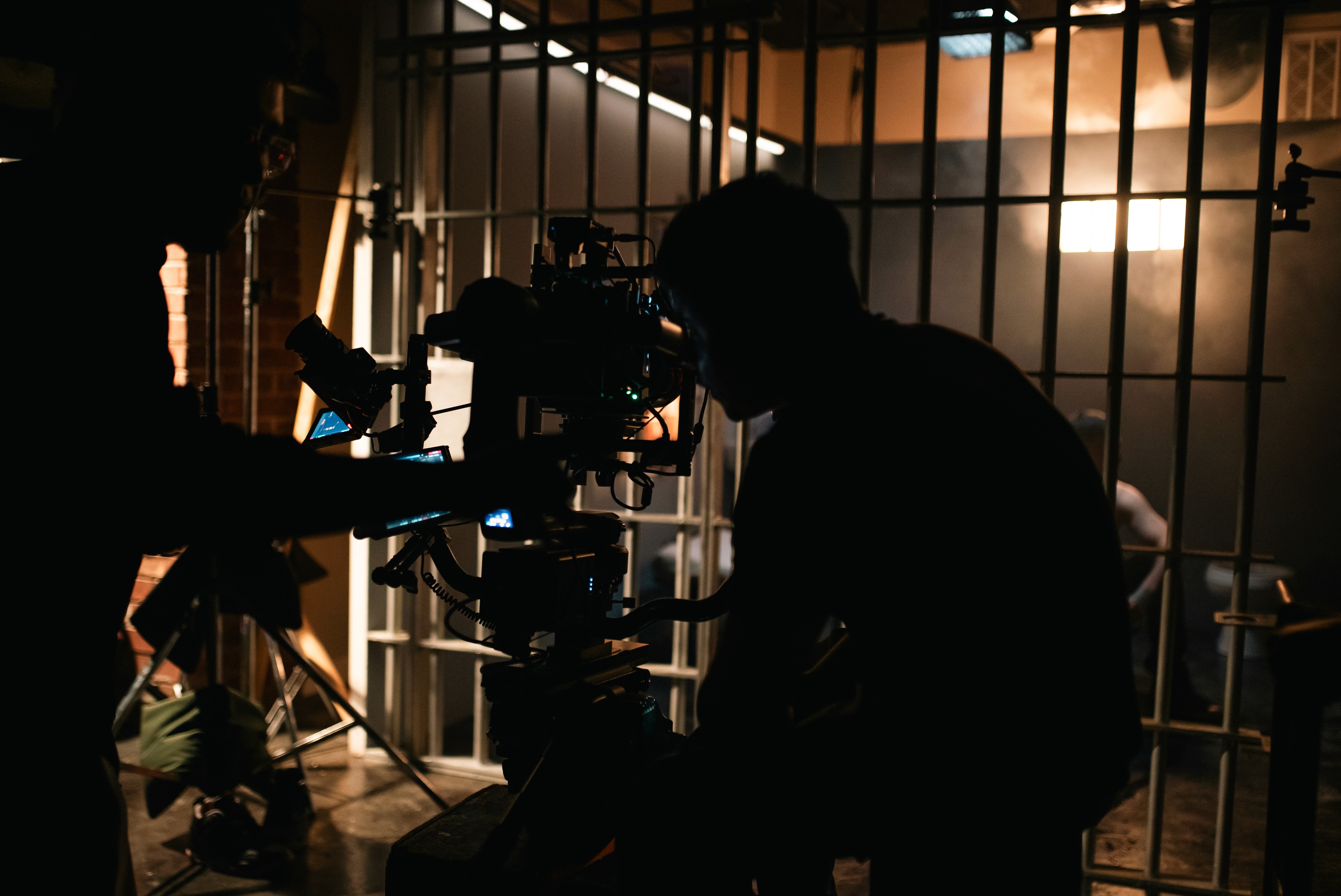 Behind the scenes of the custom jail set construction at Black Bear Studios in Monterrey, designed by Antimateria Films to create a claustrophobic environment for "Perro Lobo".