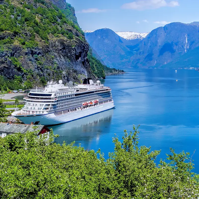 Aurlandsdalen til fots | med Expa Travel