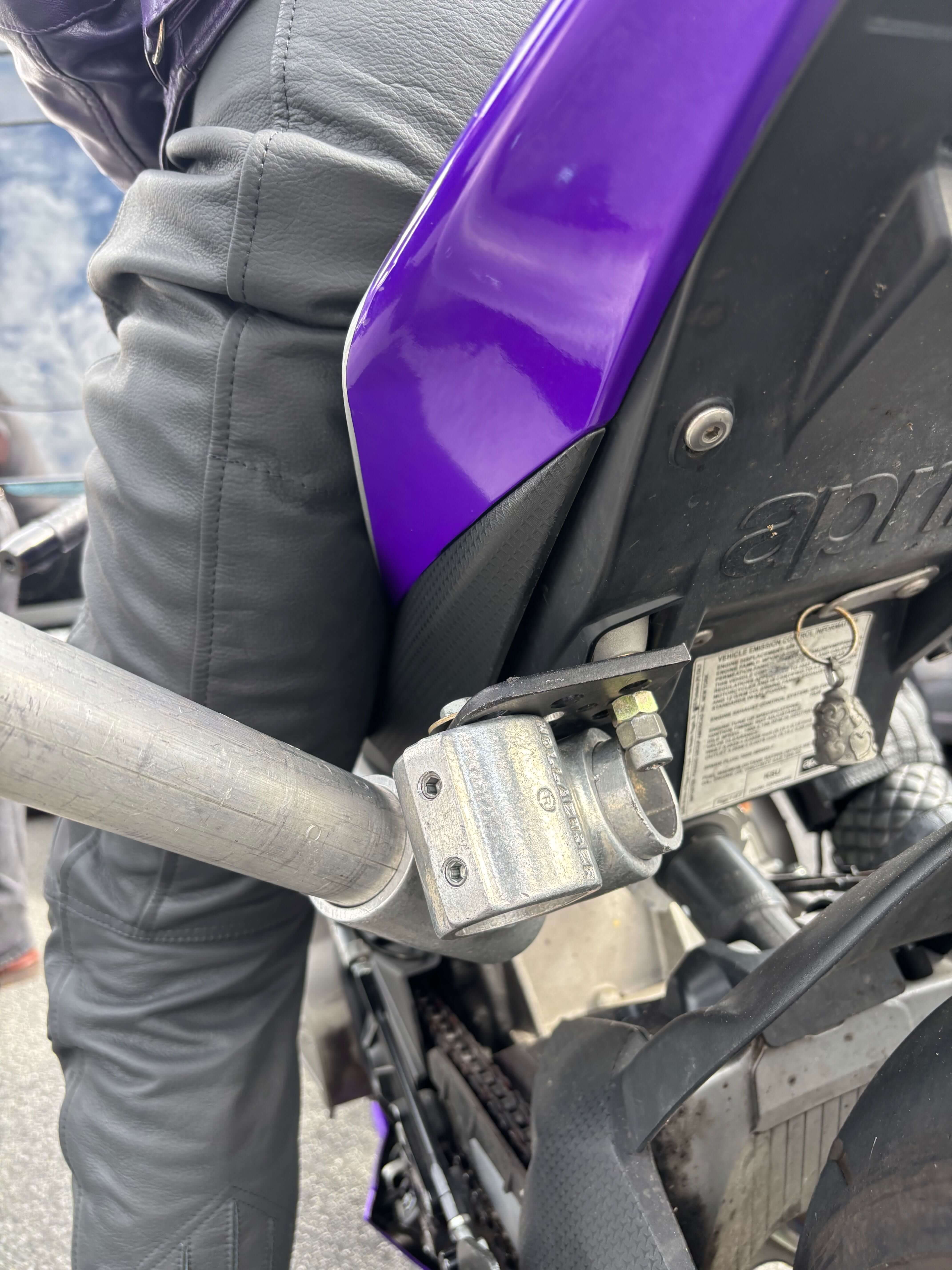 points integrated into the motorcycle body
