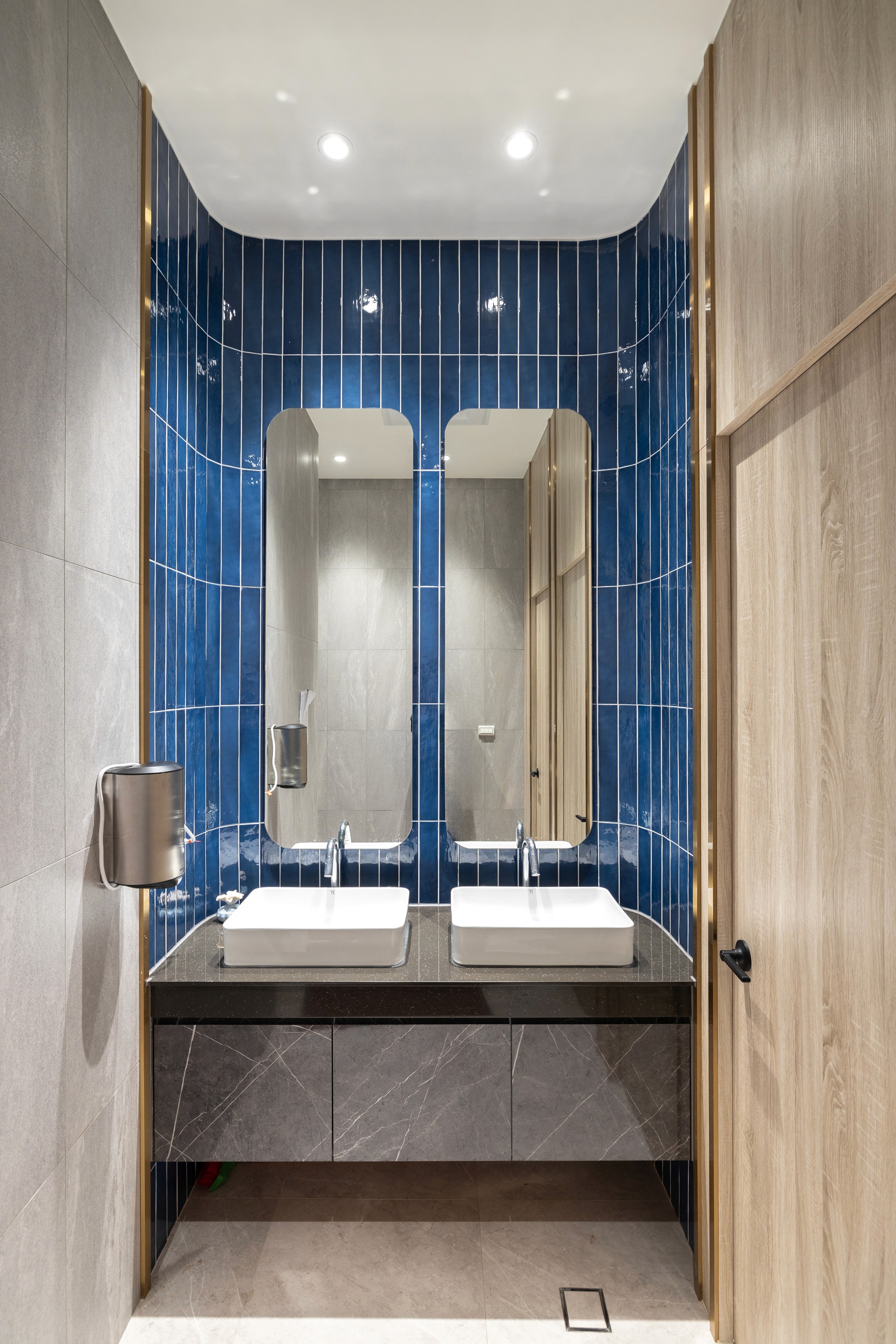 Large Project Gallery Image #1